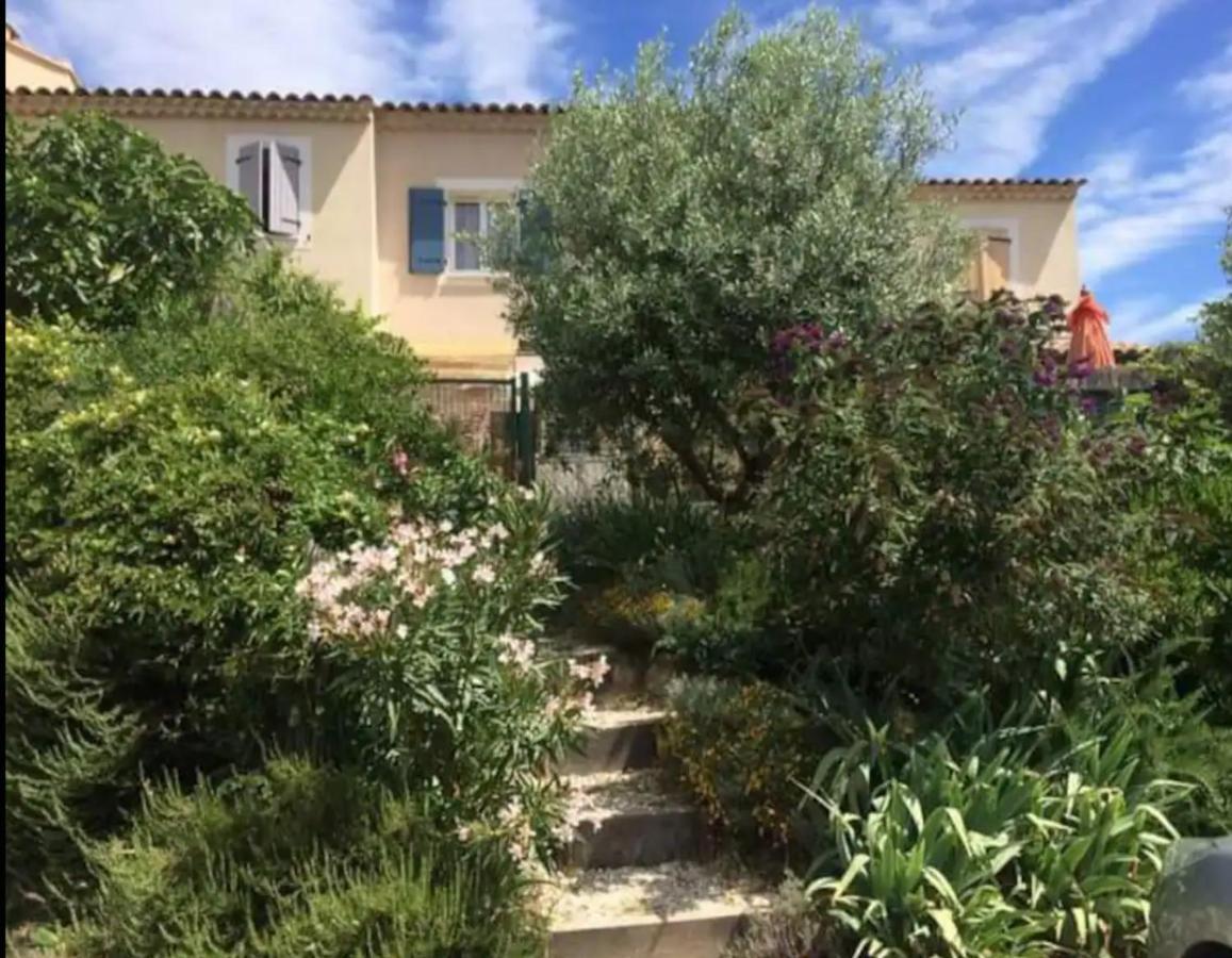 Maison Dans Beau Village Du Luberon Merindol Luaran gambar